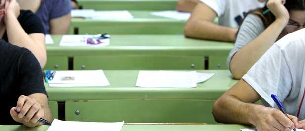 1811.DEFICIT EDUCACION